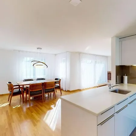 Apartman Fantastic Penthouse Near - Mainau 14 *